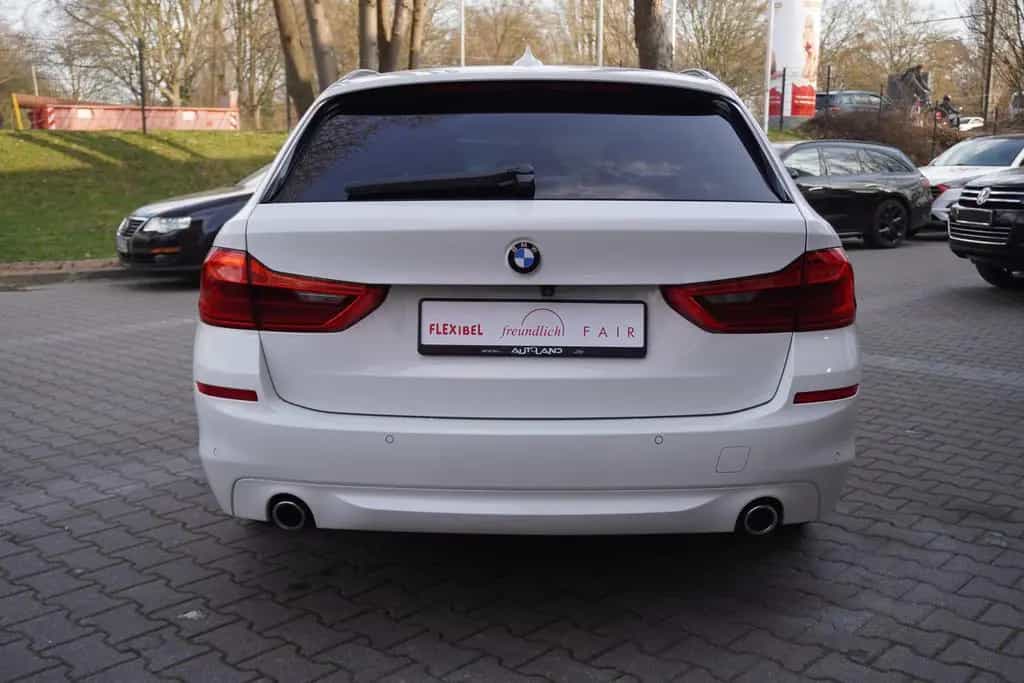 BMW 5 Series 520d xDrive LED Navi Tempomat Sitzheizung AHK 12/2018-photo-6