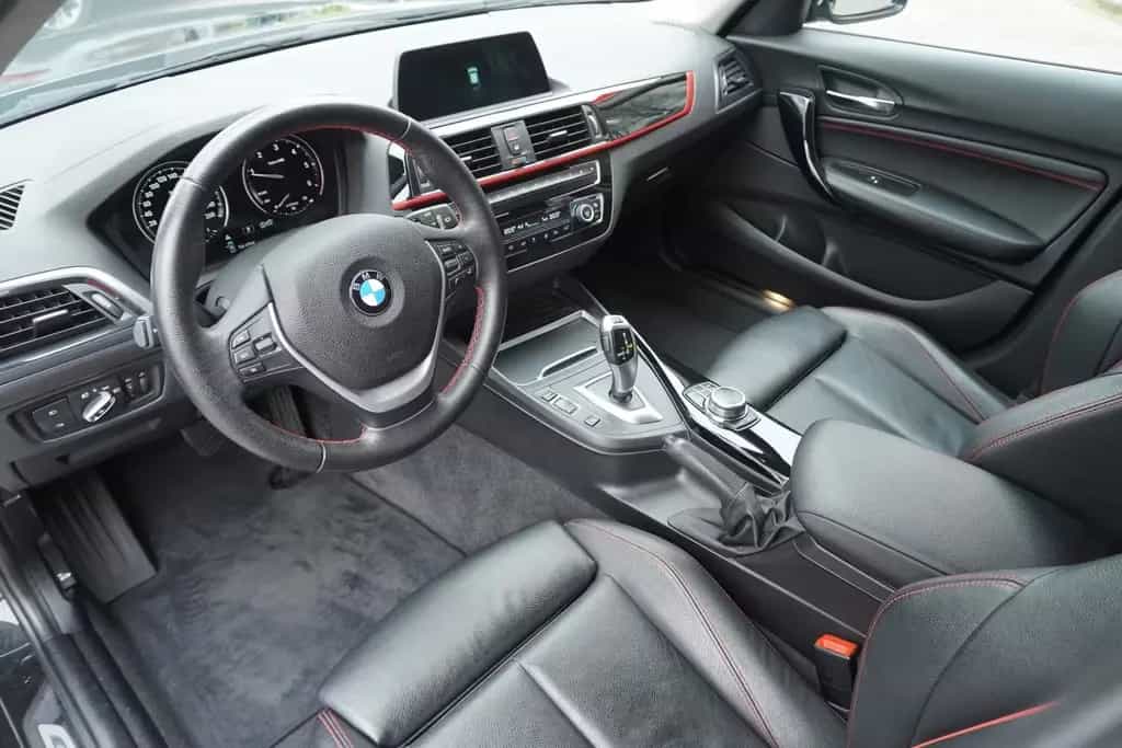 BMW 120 d Sport Line Klimaaut. LED Sitzheizung Leder 07/2019-photo-11