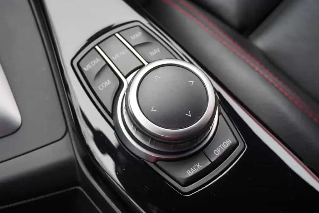 BMW 120 d Sport Line Klimaaut. LED Sitzheizung Leder 07/2019-photo-28