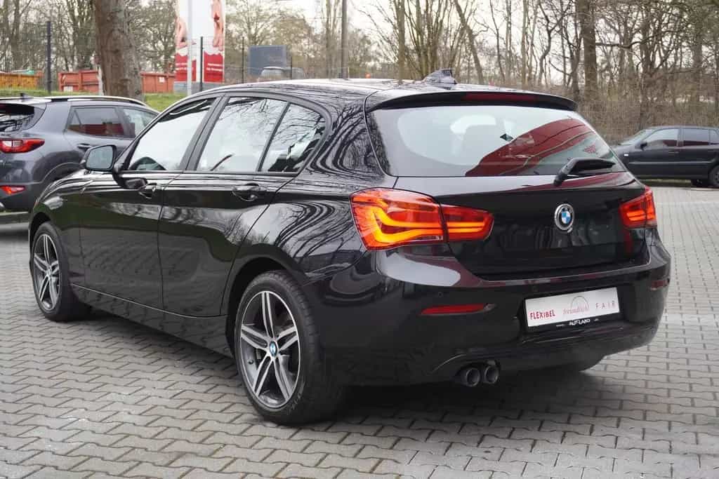 BMW 120 d Sport Line Klimaaut. LED Sitzheizung Leder 07/2019-photo-7