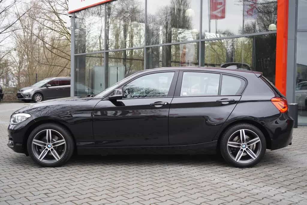 BMW 120 d Sport Line Klimaaut. LED Sitzheizung Leder 07/2019-photo-8