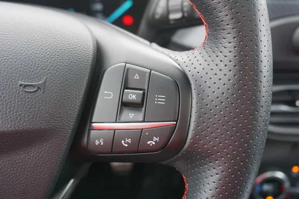 Ford Focus 1.0 EcoBoost ST-Line LED Panorama B&O Navi 03/2019-photo-21