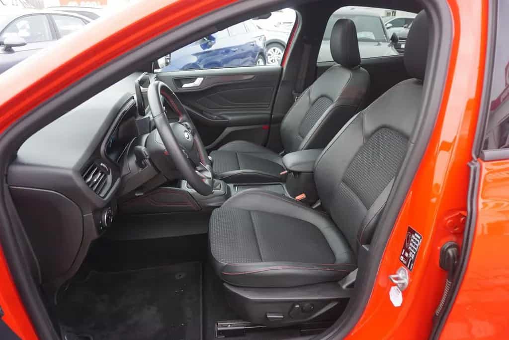Ford Focus 1.0 EcoBoost ST-Line LED Panorama B&O Navi 03/2019-photo-8