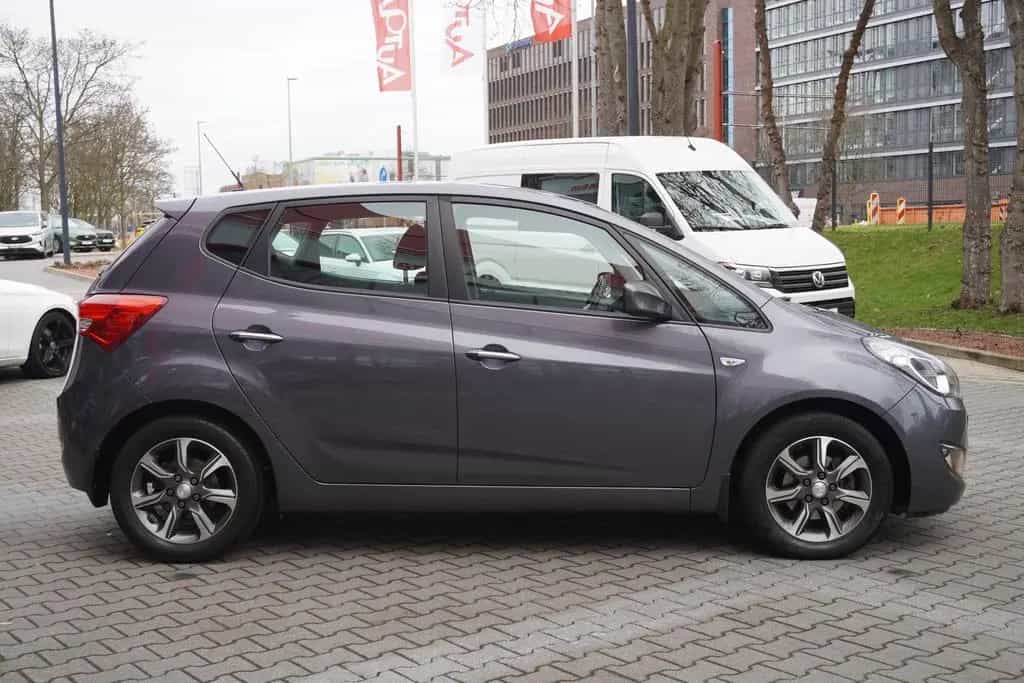 Hyundai ix20 1.6 Space 01/2019-photo-4