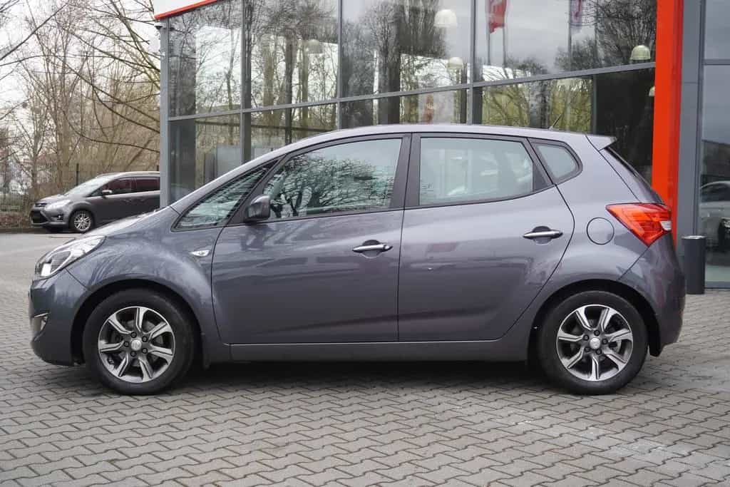 Hyundai ix20 1.6 Space 01/2019-photo-8