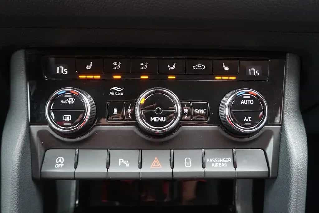 Skoda Kodiaq 1.5 TSI Soleil DSG ACC Standheizung AHK 09/2019-photo-20