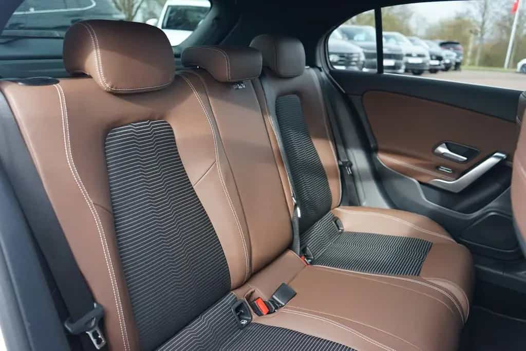 Mercedes-Benz A 200 A200 Progressive LED Navi Teilleder Kamera 10/2018-photo-30