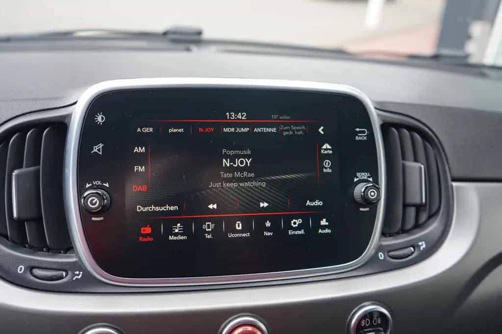 Abarth 595 1.4 Turismo Bi-Xenon Navi Leder PDC DAB 03/2019-photo-11