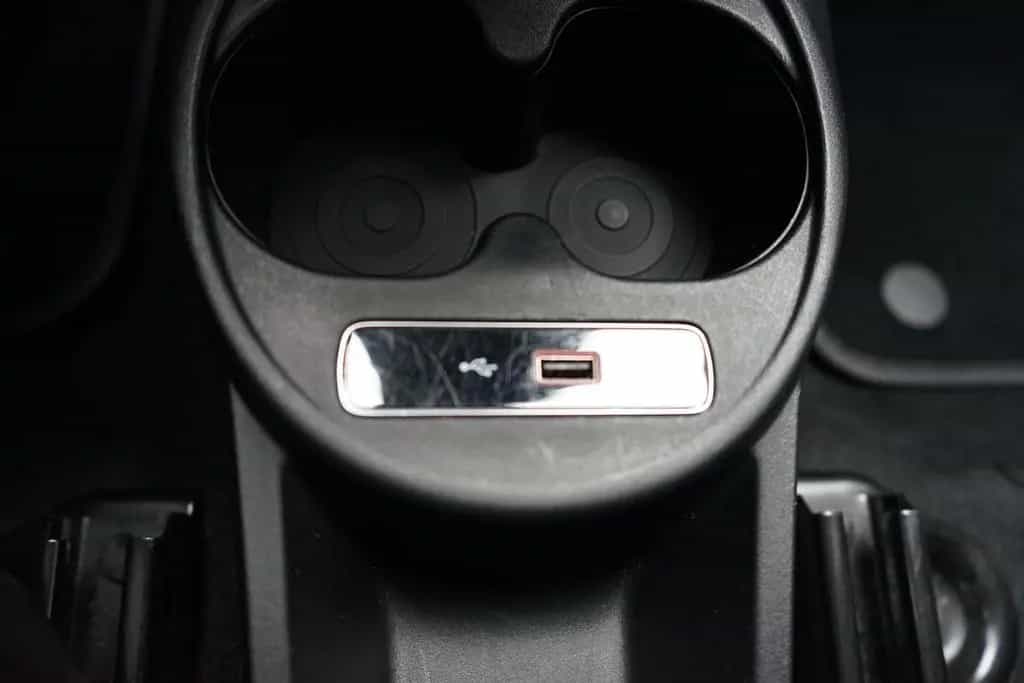 Abarth 595 1.4 Turismo Bi-Xenon Navi Leder PDC DAB 03/2019-photo-16