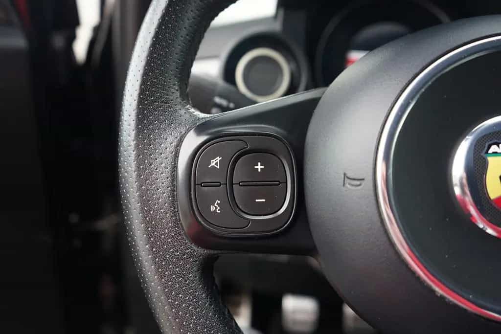 Abarth 595 1.4 Turismo Bi-Xenon Navi Leder PDC DAB 03/2019-photo-18