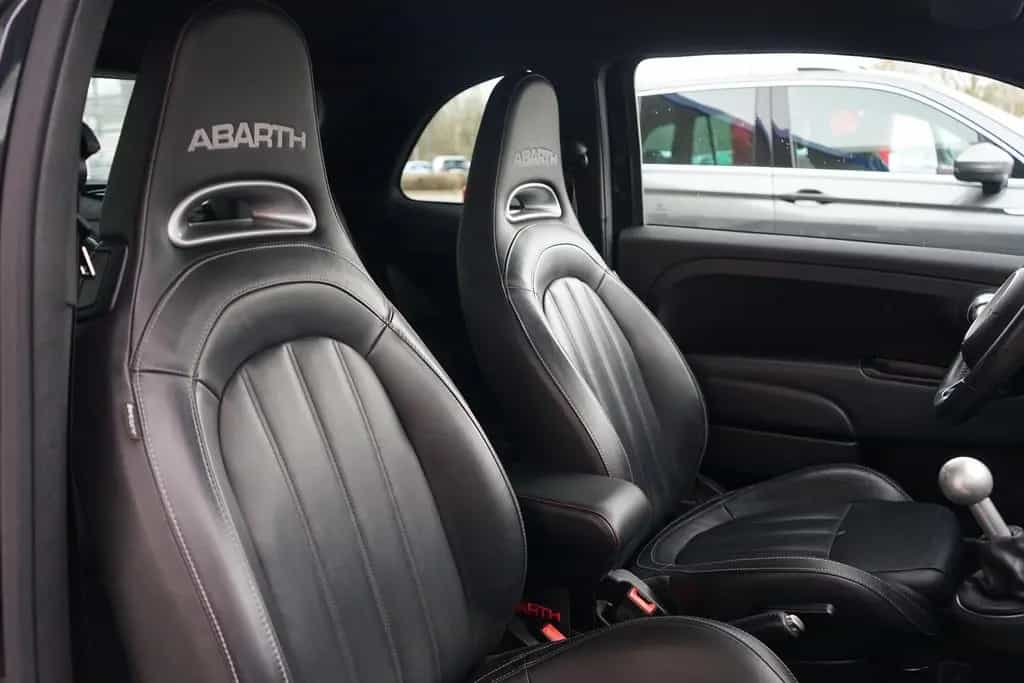Abarth 595 1.4 Turismo Bi-Xenon Navi Leder PDC DAB 03/2019-photo-28