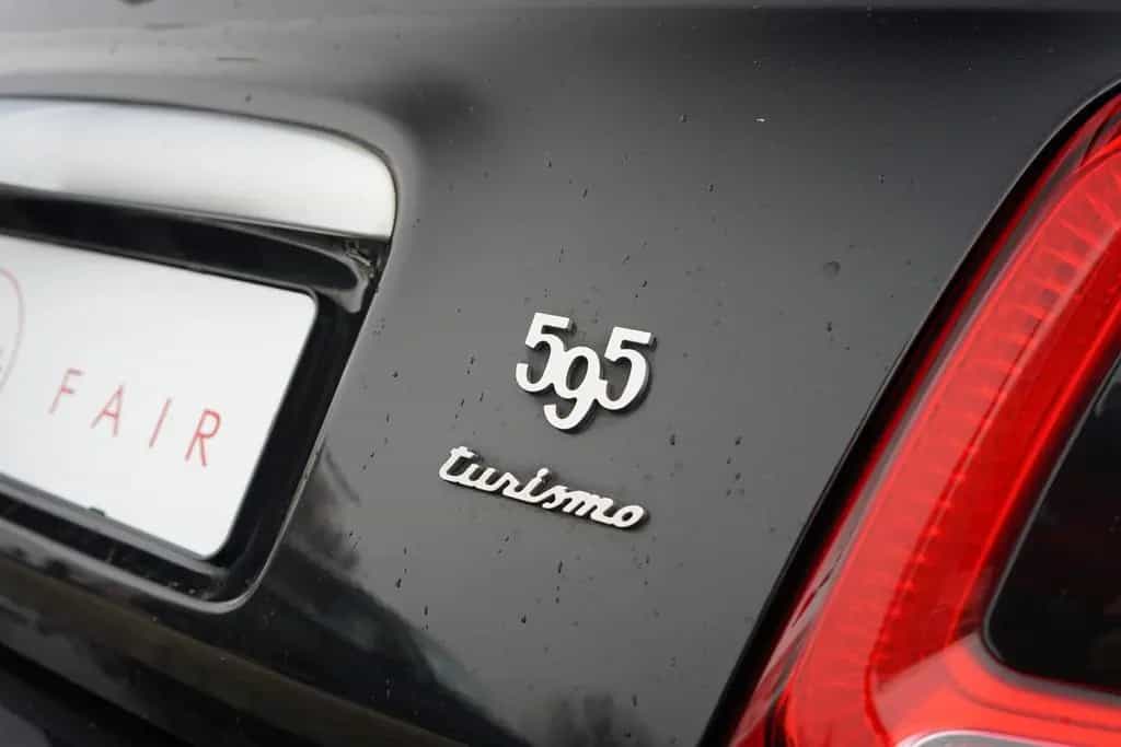 Abarth 595 1.4 Turismo Bi-Xenon Navi Leder PDC DAB 03/2019-photo-33