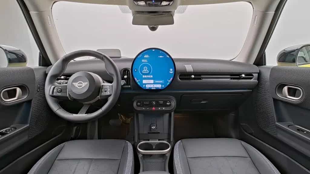 MINI Cooper C 04/2025-photo-11