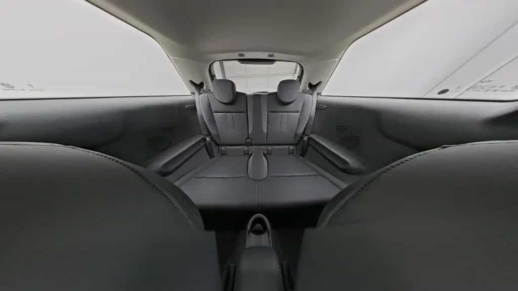 MINI Cooper C 04/2025-photo-13