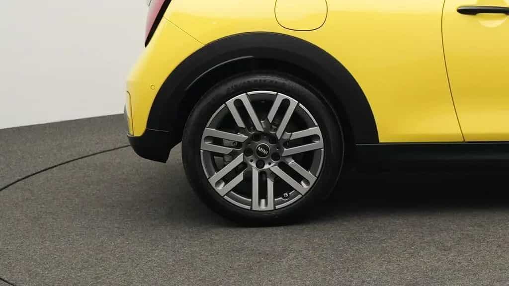 MINI Cooper C 04/2025-photo-16