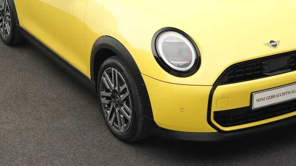 MINI Cooper C 04/2025-photo-23