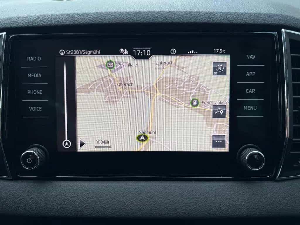 Skoda Karoq 150 PS  DSG LED NAVI SHZ 4x DAB GRA WR 05/2022-photo-13