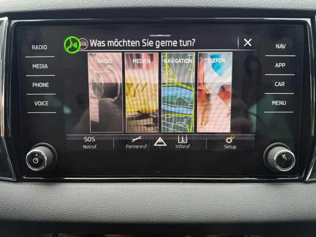 Skoda Karoq 150 PS  DSG LED NAVI SHZ 4x DAB GRA WR 05/2022-photo-15