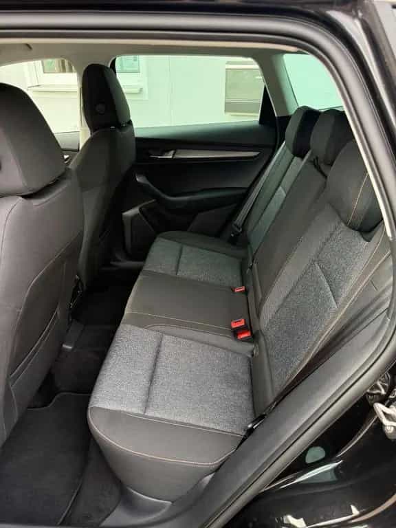 Skoda Karoq 150 PS  DSG LED NAVI SHZ 4x DAB GRA WR 05/2022-photo-17