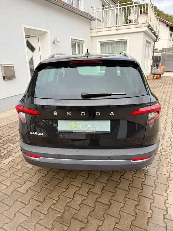 Skoda Karoq 150 PS  DSG LED NAVI SHZ 4x DAB GRA WR 05/2022-photo-3