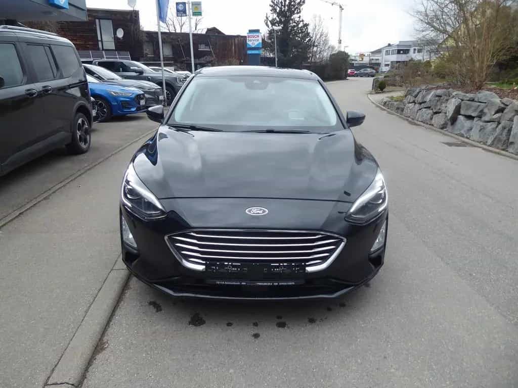 Ford Focus Titanium 10/2018-photo-1