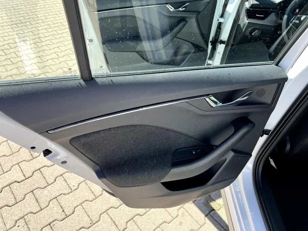 Skoda Kamiq 1.0 TSI DSG Style *LED Navi Sitzh. ACC DAB 02/2022-photo-10
