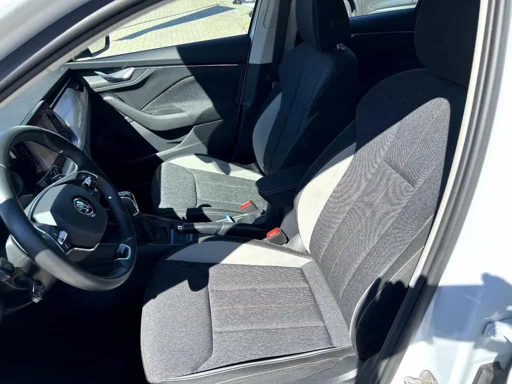 Skoda Kamiq 1.0 TSI DSG Style *LED Navi Sitzh. ACC DAB 02/2022-photo-7
