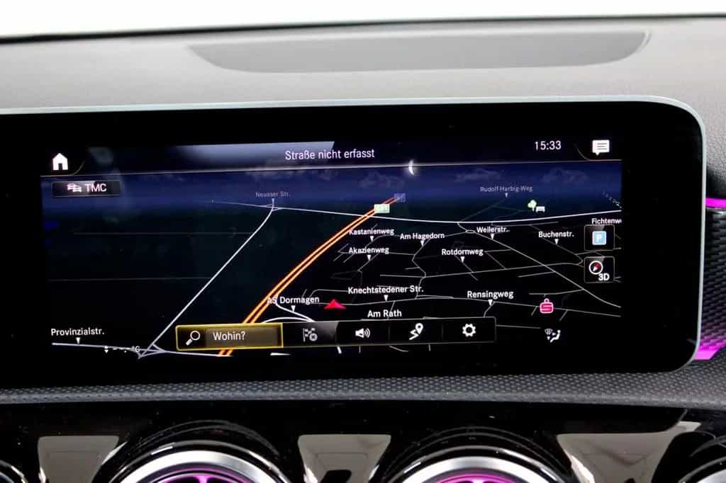 Mercedes-Benz A-Class 200 Aut. Progressive *LEDER*WIDESCREEN*F1*LED* 04/2018-photo-16