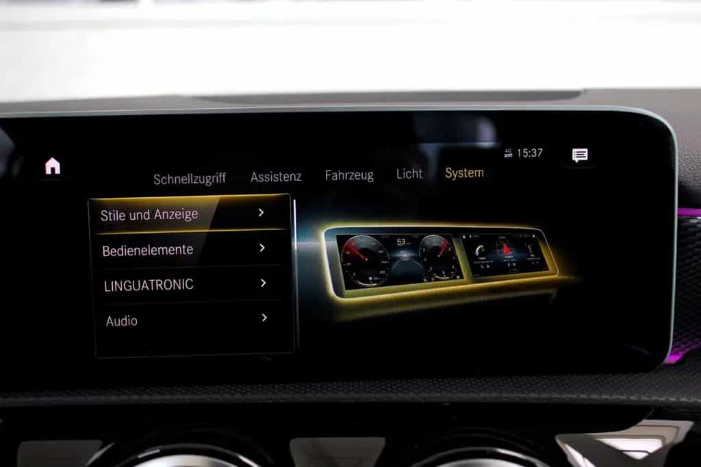Mercedes-Benz A-Class 200 Aut. Progressive *LEDER*WIDESCREEN*F1*LED* 04/2018-photo-19