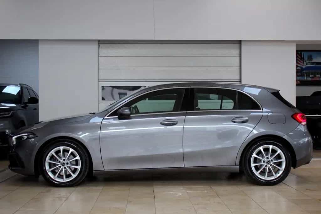 Mercedes-Benz A-Class 200 Aut. Progressive *LEDER*WIDESCREEN*F1*LED* 04/2018-photo-2