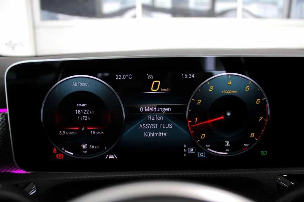 Mercedes-Benz A-Class 200 Aut. Progressive *LEDER*WIDESCREEN*F1*LED* 04/2018-photo-20