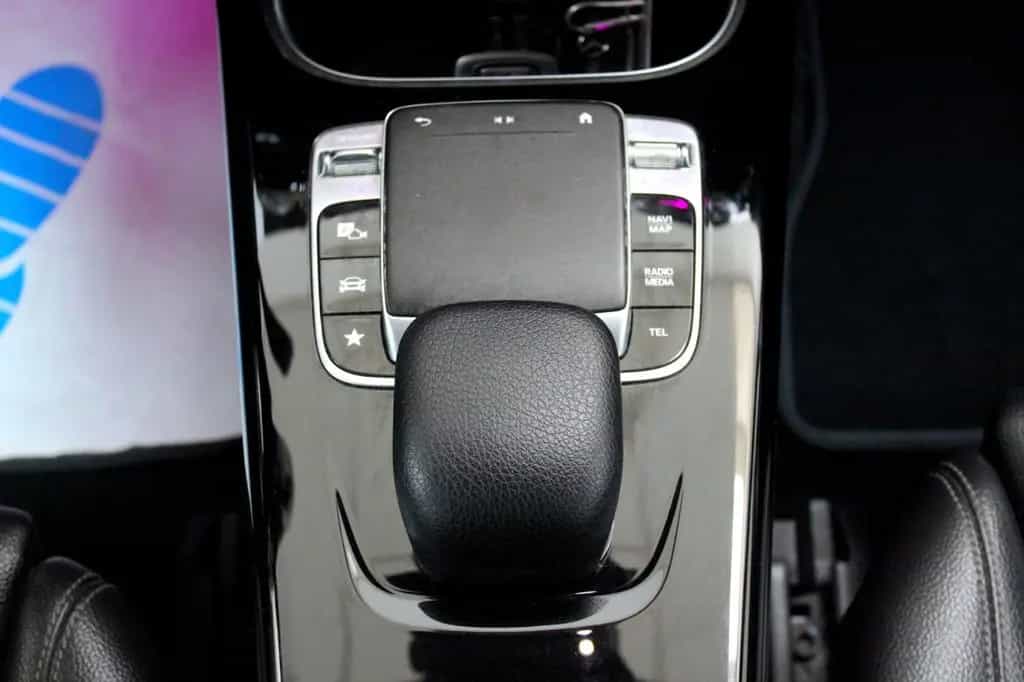 Mercedes-Benz A-Class 200 Aut. Progressive *LEDER*WIDESCREEN*F1*LED* 04/2018-photo-24