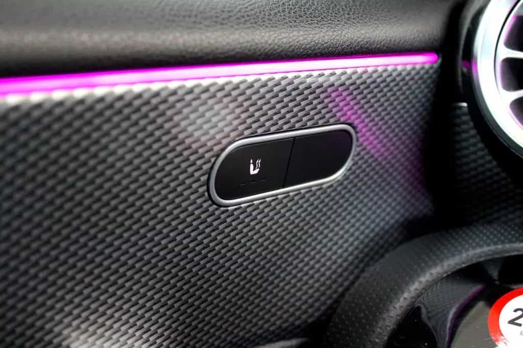 Mercedes-Benz A-Class 200 Aut. Progressive *LEDER*WIDESCREEN*F1*LED* 04/2018-photo-27