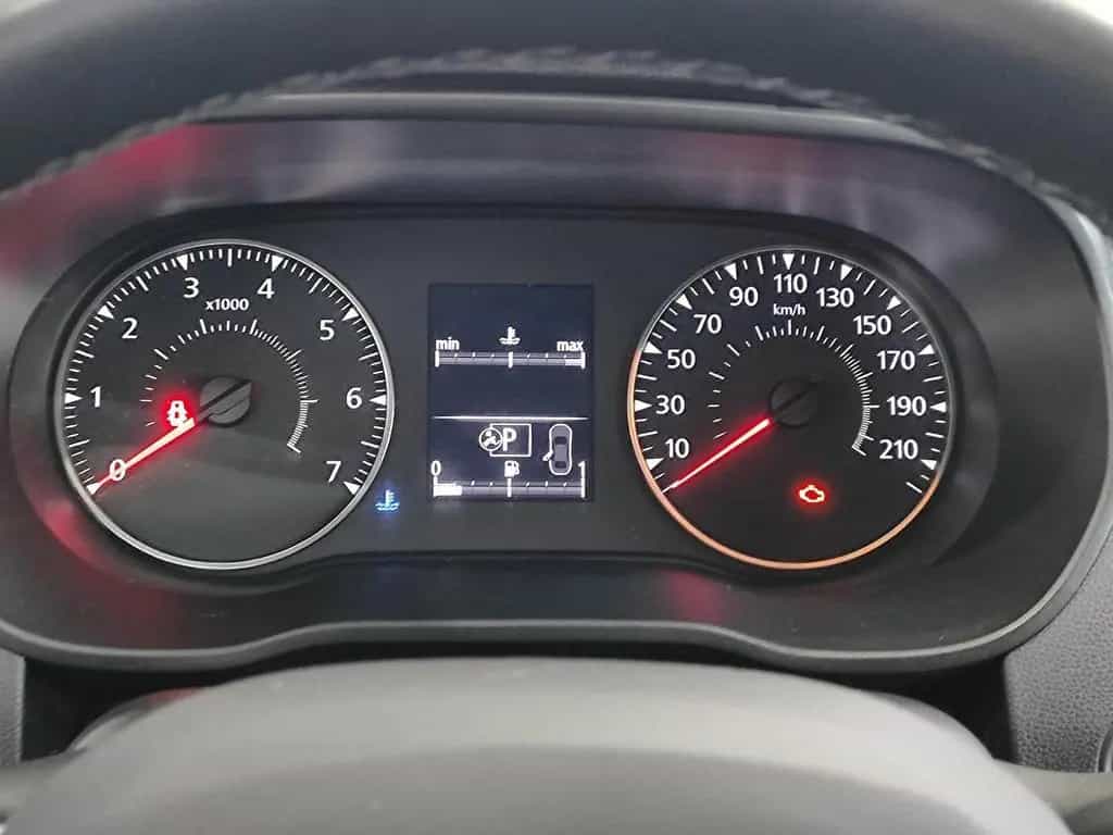 Dacia Duster 1.5 dCi Prestige AHK|Navi|Leder|RFK 01/2018-photo-11