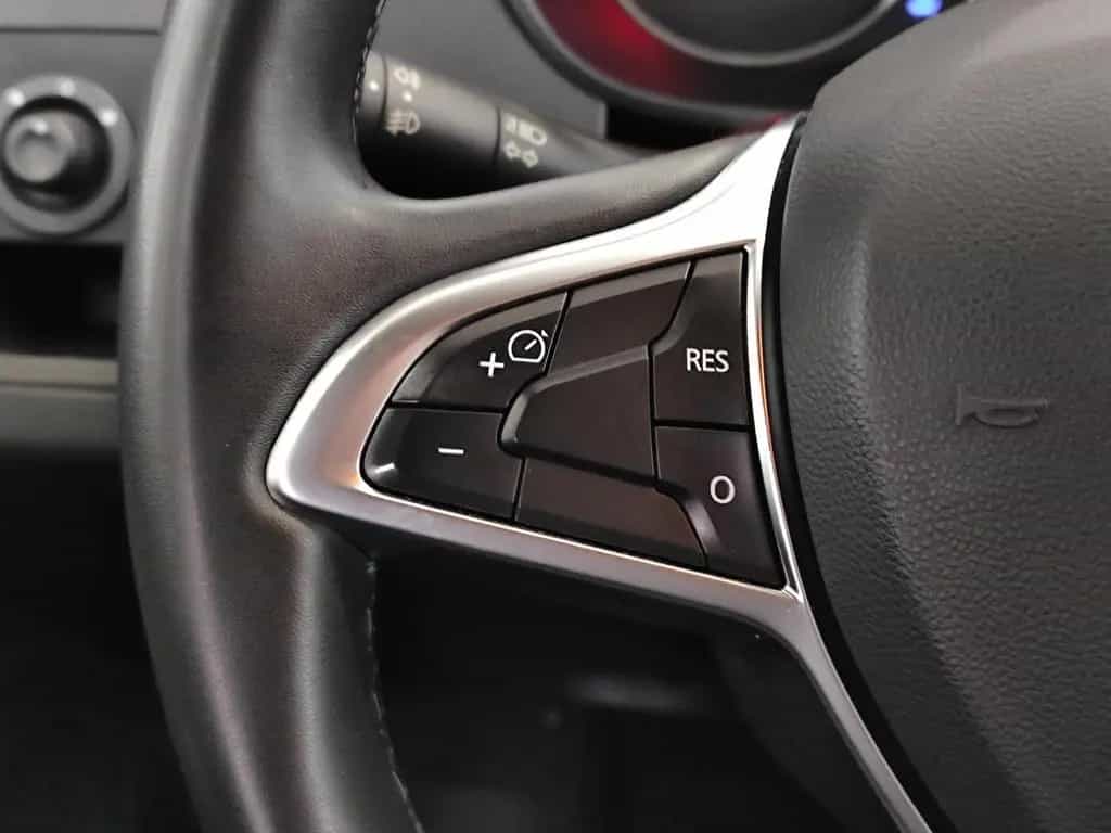 Dacia Duster 1.5 dCi Prestige AHK|Navi|Leder|RFK 01/2018-photo-13