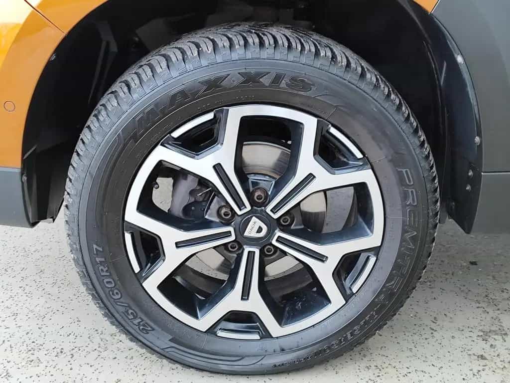 Dacia Duster 1.5 dCi Prestige AHK|Navi|Leder|RFK 01/2018-photo-4