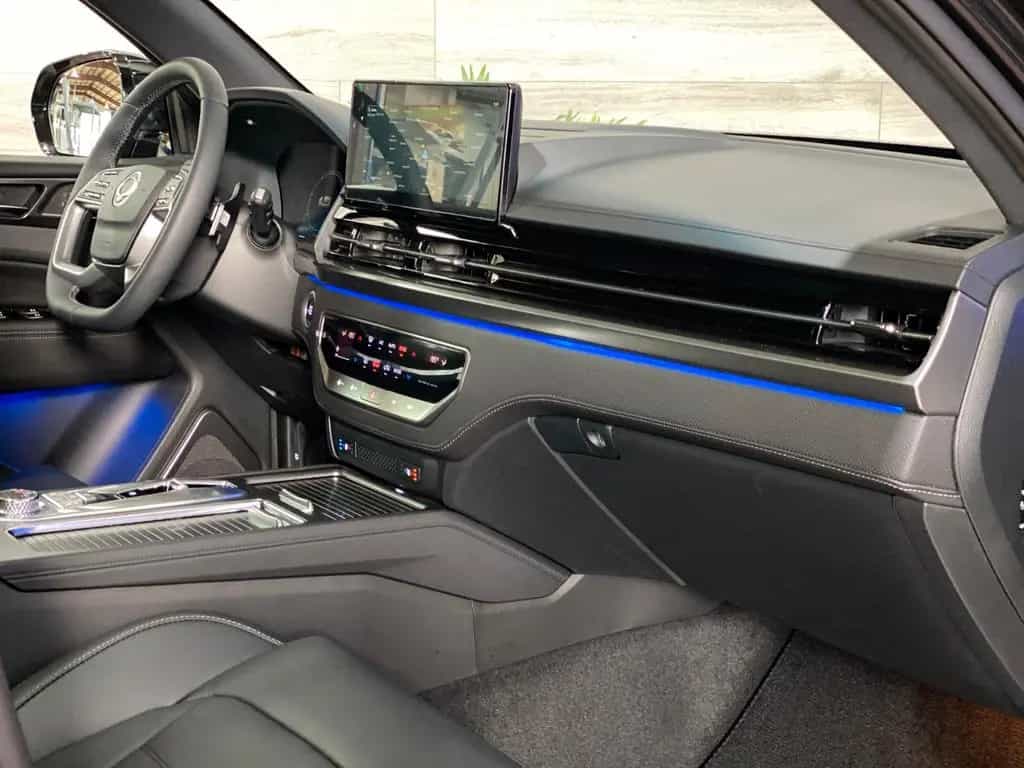 KGM Rexton Lux 2,2d 8AT +4WD+360°+LED+ACC null-photo-10