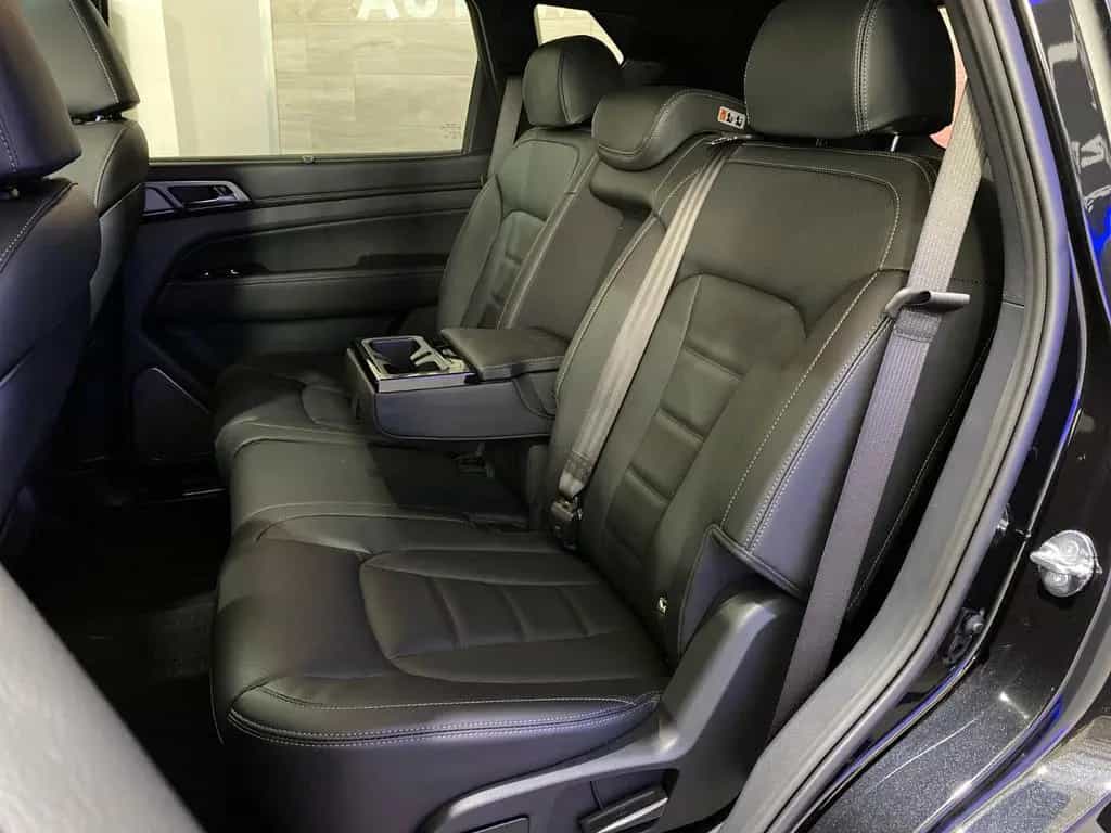 KGM Rexton Lux 2,2d 8AT +4WD+360°+LED+ACC null-photo-12