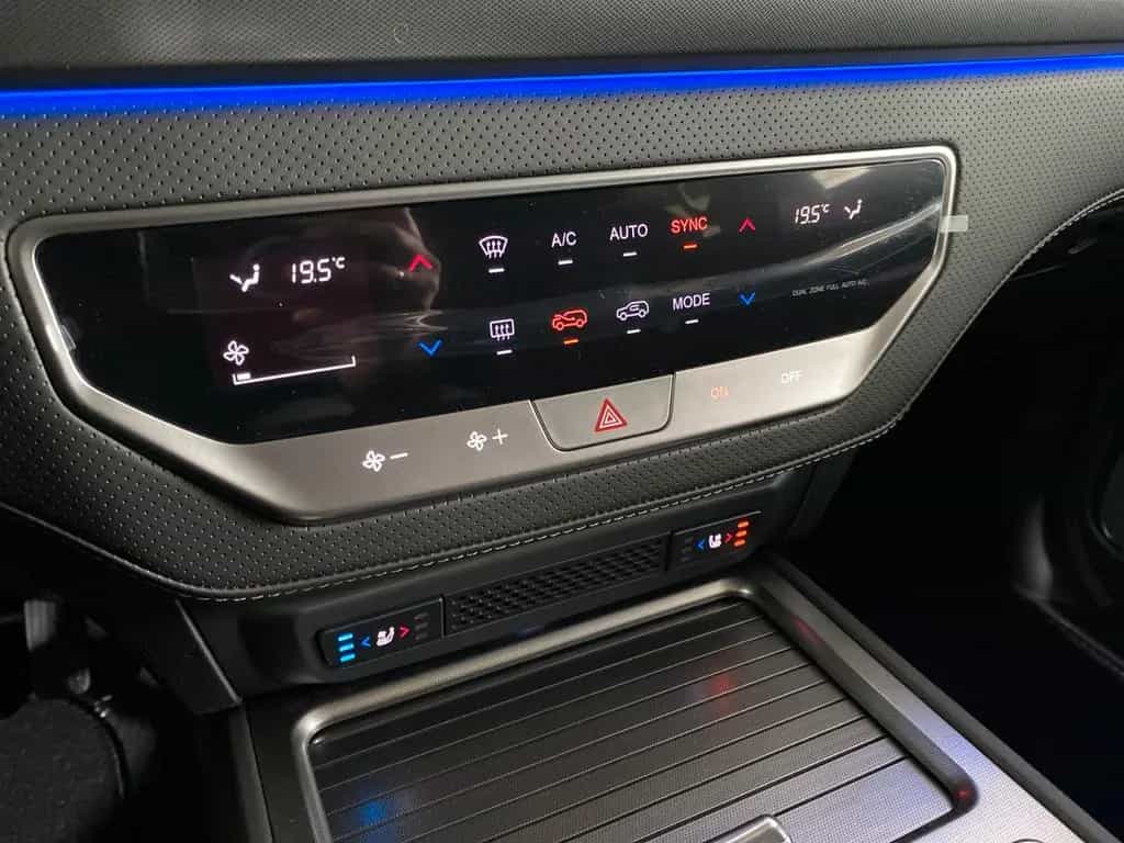 KGM Rexton Lux 2,2d 8AT +4WD+360°+LED+ACC null-photo-19