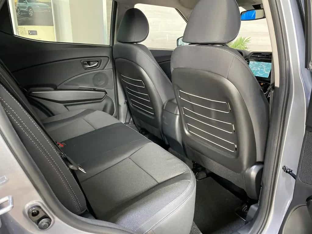 KGM Tivoli 1,5P 2WD Nomad +Automatik +Digitaltacho null-photo-26