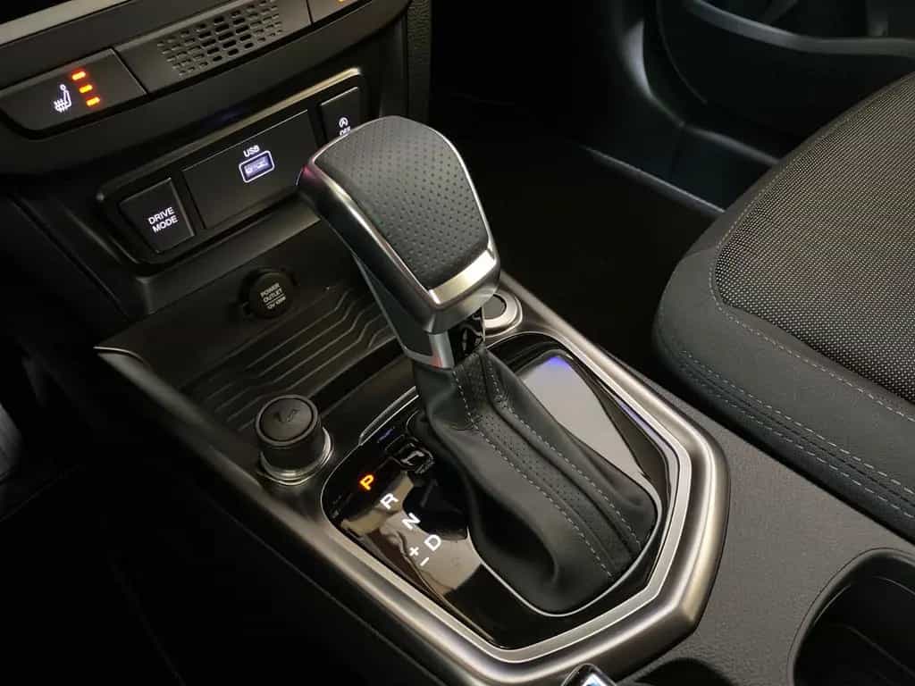 KGM Tivoli 1.5 T-GDI Nomad +6AT+Klima+Digital+KAMERA null-photo-18