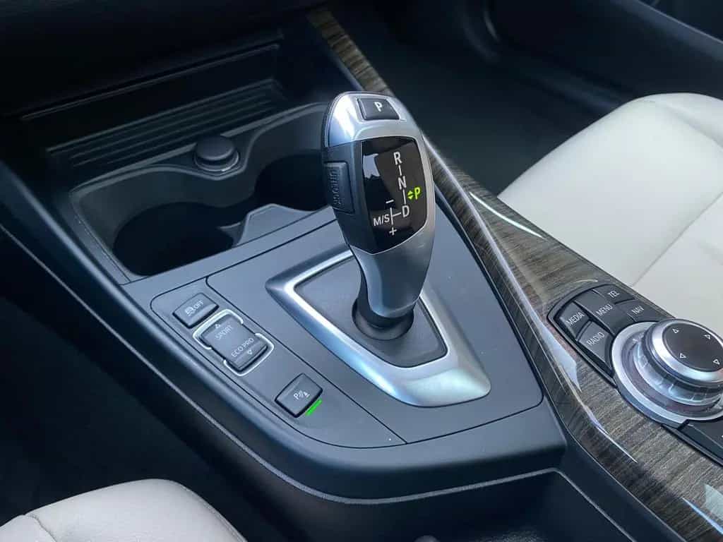 BMW 2 Series 220i Coupé Automatik Leder Schiebedach Navi SHZ 11/2015-photo-18