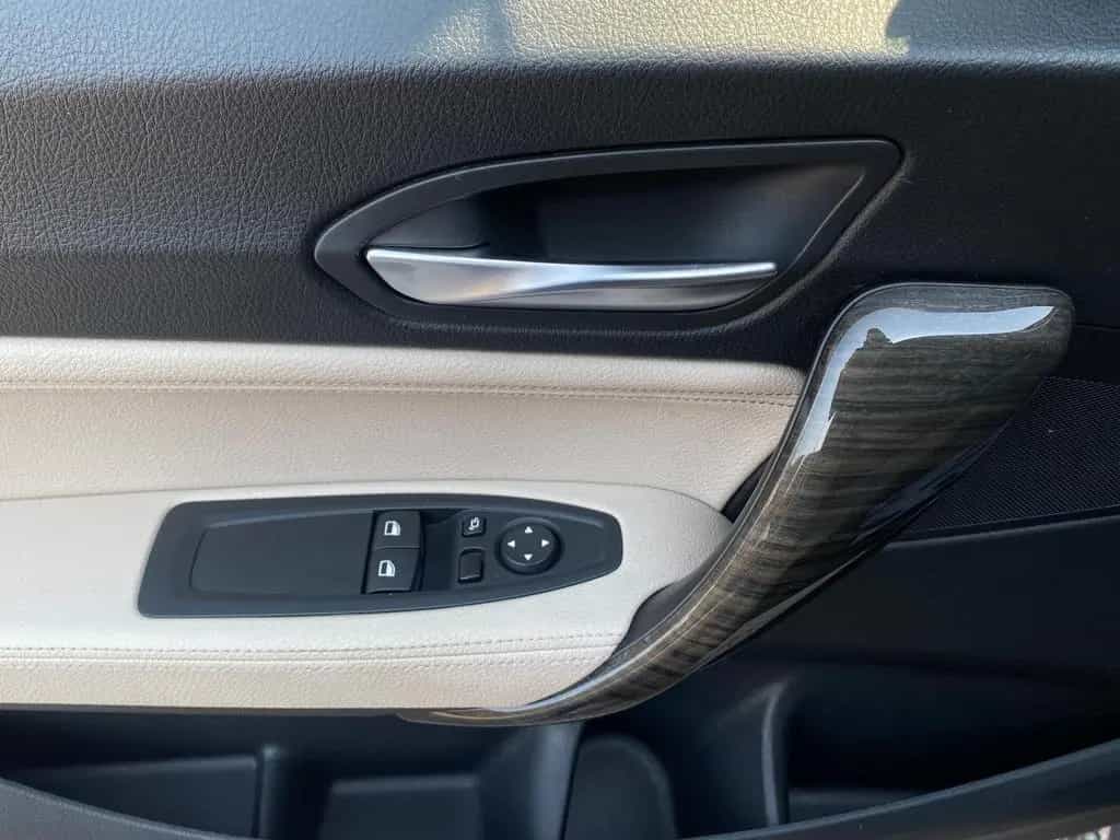 BMW 2 Series 220i Coupé Automatik Leder Schiebedach Navi SHZ 11/2015-photo-25