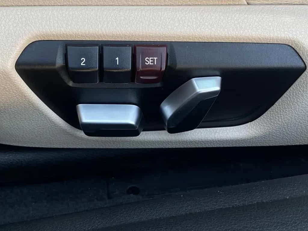 BMW 2 Series 220i Coupé Automatik Leder Schiebedach Navi SHZ 11/2015-photo-26
