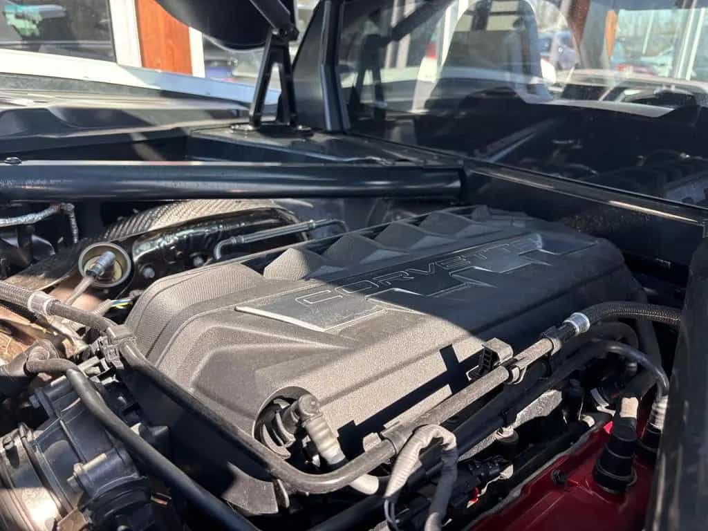 Corvette C8 6.2 V8 Stingray 2LT Targa Unfallfrei EU-Spec 10/2022-photo-20