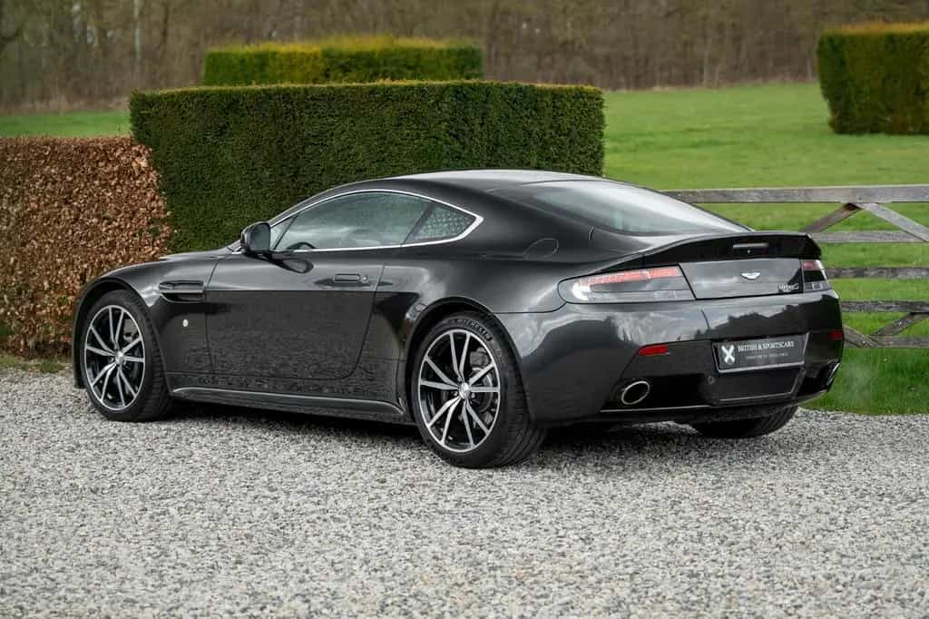 Aston Martin V8 Vantage S 4.7L SP10 - Full Service History 04/2015-photo-1
