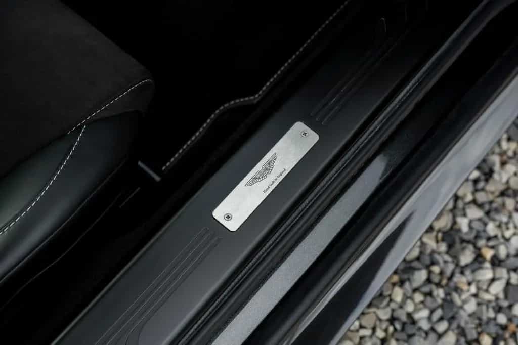 Aston Martin V8 Vantage S 4.7L SP10 - Full Service History 04/2015-photo-33