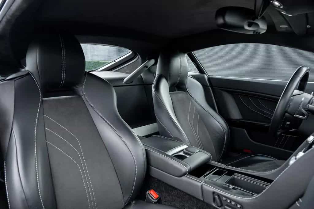 Aston Martin V8 Vantage S 4.7L SP10 - Full Service History 04/2015-photo-34