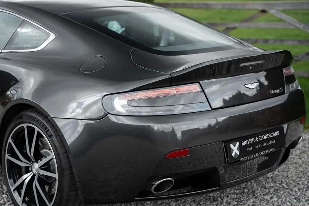 Aston Martin V8 Vantage S 4.7L SP10 - Full Service History 04/2015-photo-7