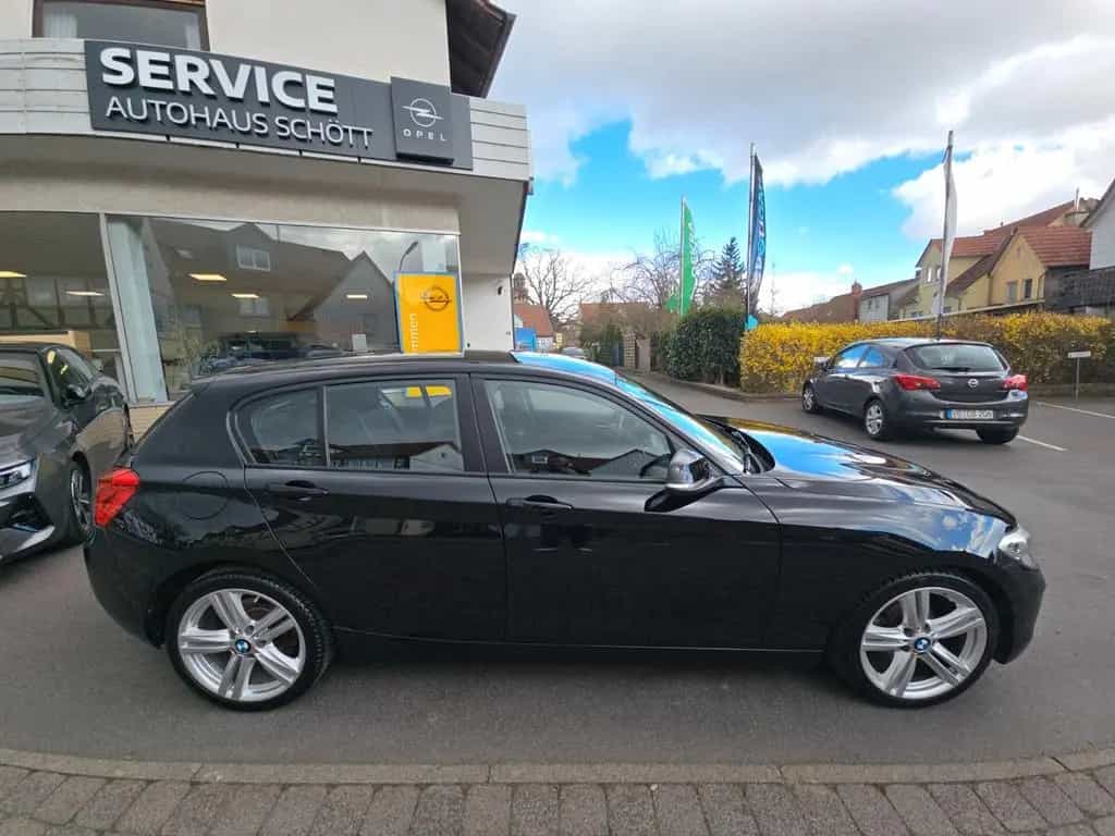 BMW 1 Series 116i Limousine 5-trg./AHK/PDC/ALLWETTER/M-FELGEN 05/2016-photo-0